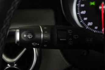 Mercedes-Benz GLA 1.6 GLA180 Urban Edition 7G-DCT Euro 6 (s/s) 5dr