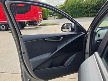 Kia Niro 64.8kWh 2 Auto 5dr
