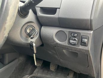 Toyota Yaris 1.0 VVT-i T3 5dr