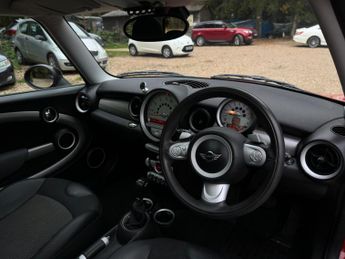 MINI Hatch 1.6 Cooper Steptronic Euro 4 3dr