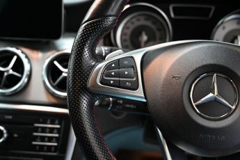 MERCEDES-BENZ GLA 2.1 GLA200d AMG Line (Premium) SUV 5dr Diesel 7G-DCT Euro 6 (s/s