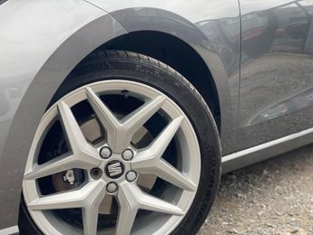 SEAT Ibiza 1.0 TSI FR DSG Euro 6 (s/s) 5dr