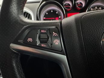 Vauxhall Astra 2.0 CDTi SRi Auto Euro 5 5dr