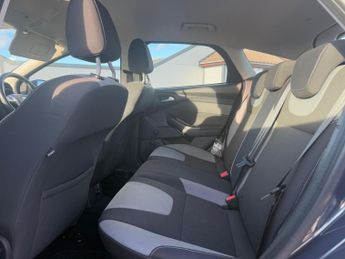 Ford Focus 1.6 Zetec Euro 5 5dr