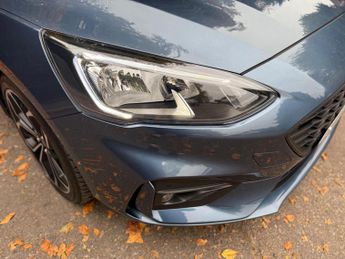 Ford Focus 2.0 EcoBlue ST-Line X Auto Euro 6 (s/s) 5dr
