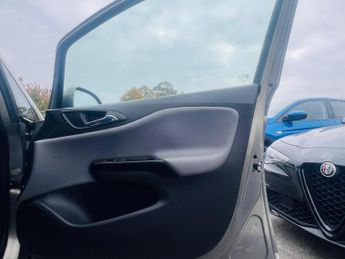 Vauxhall Corsa 1.4i SE Auto Euro 6 5dr