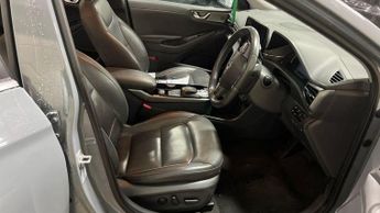 Hyundai IONIQ 38.3kWh Premium SE Auto 5dr