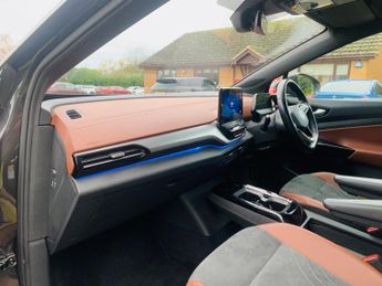 Volkswagen ID.4 Pure 52kWh Life Auto 5dr