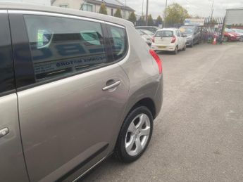 Peugeot 3008 1.6 HDi Sport EGC Euro 5 5dr