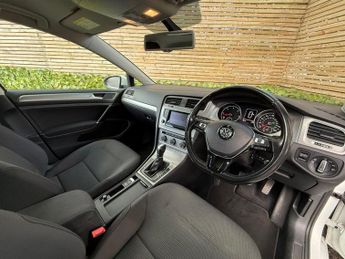 VOLKSWAGEN GOLF 1.6 TDI BlueMotion Tech Match Hatchback 5dr Diesel DSG Euro 5 (s