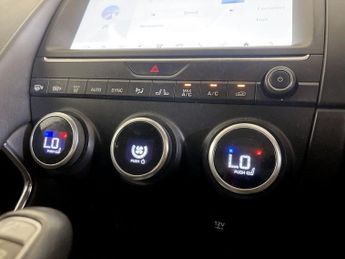 Jaguar E-PACE 2.0 D180 First Edition Auto AWD Euro 6 (s/s) 5dr