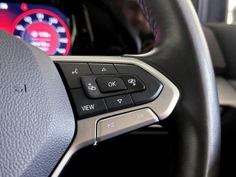 Volkswagen Golf 2.0 TDI Life Euro 6 (s/s) 5dr