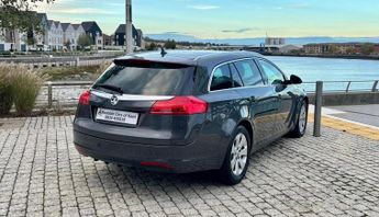Vauxhall Insignia 2.0 CDTi SRi Nav Sports Tourer Auto Euro 5 5dr