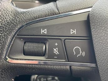 SEAT Arona 1.6 TDI XCELLENCE Lux DSG Euro 6 (s/s) 5dr