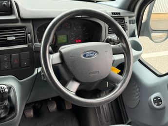 Ford Transit 2.2 TDCi 350 HDT RWD L3 H2 4dr