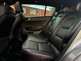 Kia Sportage 2.0 CRDi EcoDynamics+ GT-Line S Auto AWD Euro 6 (s/s) 5dr