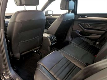 Volkswagen Passat 1.5 TSI EVO R-Line DSG Euro 6 (s/s) 5dr