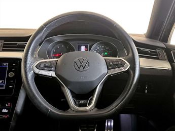 Volkswagen Passat 1.5 TSI EVO R-Line DSG Euro 6 (s/s) 5dr