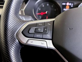 Volkswagen Passat 1.5 TSI EVO R-Line DSG Euro 6 (s/s) 5dr