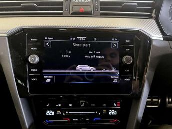 Volkswagen Passat 1.5 TSI EVO R-Line DSG Euro 6 (s/s) 5dr