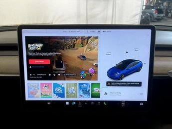 Tesla Model 3 (Dual Motor) Long Range Auto 4WDE 4dr