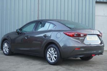 Mazda 3 2.0 SKYACTIV-G SE Nav Fastback Euro 5 (s/s) 4dr