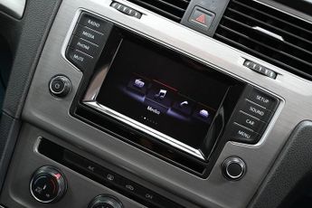 VOLKSWAGEN GOLF 1.6 TDI BlueMotion Tech Match Hatchback 5dr Diesel DSG Euro 5 (s