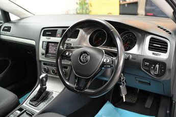 VOLKSWAGEN GOLF 1.6 TDI BlueMotion Tech Match Hatchback 5dr Diesel DSG Euro 5 (s