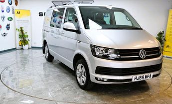 VOLKSWAGEN TRANSPORTER 2.0 TDI T32 Highline Kombi Double Cab 5dr Diesel DSG FWD SWB Eur