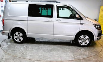 VOLKSWAGEN TRANSPORTER 2.0 TDI T32 Highline Kombi Double Cab 5dr Diesel DSG FWD SWB Eur