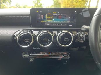 Mercedes-Benz A Class 1.5 A180d Sport (Executive) 7G-DCT Euro 6 (s/s) 5dr