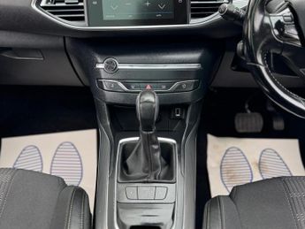 Peugeot 308 SW 1.2 PureTech Allure EAT Euro 6 (s/s) 5dr