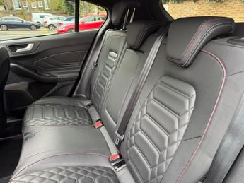 Ford Focus 1.0T EcoBoost MHEV ST-Line Vignale Euro 6 (s/s) 5dr
