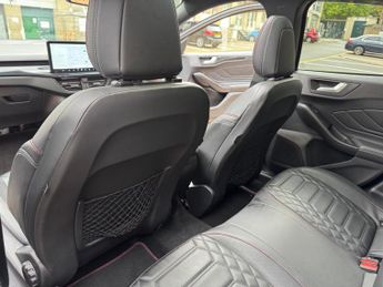 Ford Focus 1.0T EcoBoost MHEV ST-Line Vignale Euro 6 (s/s) 5dr