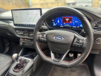 Ford Focus 1.0T EcoBoost MHEV ST-Line Vignale Euro 6 (s/s) 5dr
