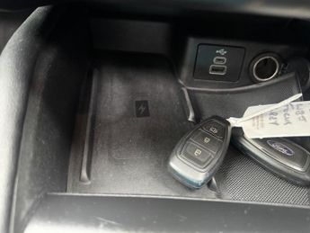 Ford Focus 1.0T EcoBoost MHEV ST-Line Vignale Euro 6 (s/s) 5dr