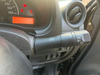 Nissan Micra 1.2 DIG-S Tekna Hatchback 5dr Petrol CVT Euro 5 (s/s) (98 ps)