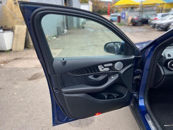 Mercedes-Benz GLC 2.1 GLC250d AMG Line (Premium Plus) G-Tronic 4MATIC Euro 6 (s/s)