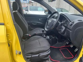 Kia Picanto 1.1 3 5dr