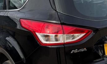 Ford Kuga 1.5T EcoBoost Titanium Auto AWD Euro 6 (s/s) 5dr