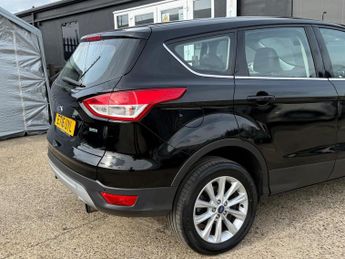 Ford Kuga 1.5T EcoBoost Titanium Auto AWD Euro 6 (s/s) 5dr