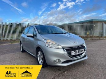 Peugeot 208 1.2 VTi Active Euro 5 5dr