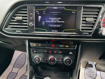 SEAT Leon 2.0 TDI FR Technology DSG Euro 6 (s/s) 5dr