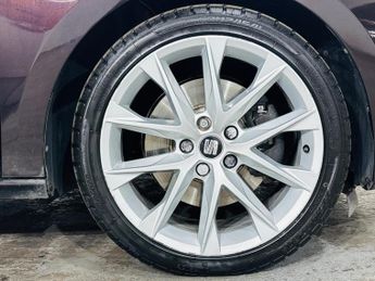 SEAT Leon 2.0 TDI FR Technology DSG Euro 6 (s/s) 5dr