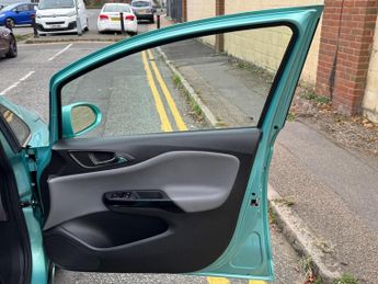 Vauxhall Corsa 1.4i SE Auto Euro 6 5dr