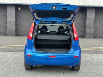 Nissan Note 1.6 16V Tekna Auto Euro 4 5dr
