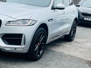 Jaguar F-PACE 2.0 D180 R-Sport Auto AWD Euro 6 (s/s) 5dr