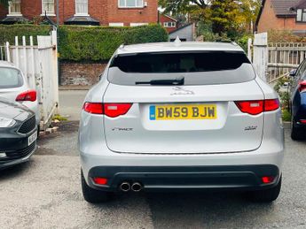 Jaguar F-PACE 2.0 D180 R-Sport Auto AWD Euro 6 (s/s) 5dr