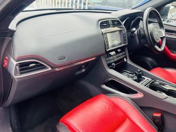 Jaguar F-PACE 2.0 D180 R-Sport Auto AWD Euro 6 (s/s) 5dr