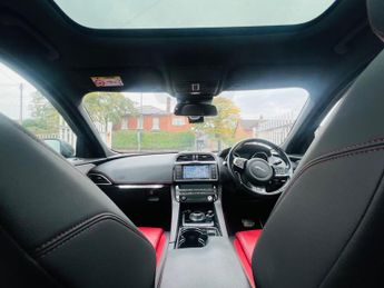 Jaguar F-PACE 2.0 D180 R-Sport Auto AWD Euro 6 (s/s) 5dr